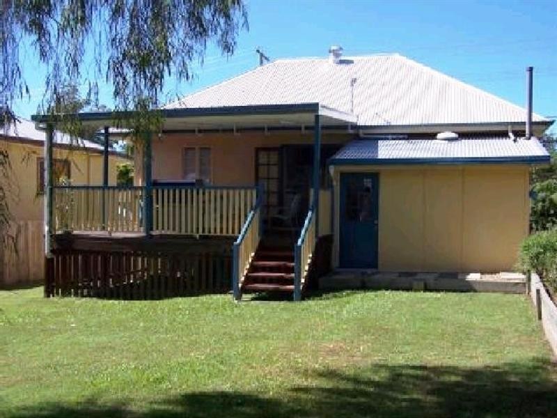 97 Kamarin Street, Manly West QLD 4179