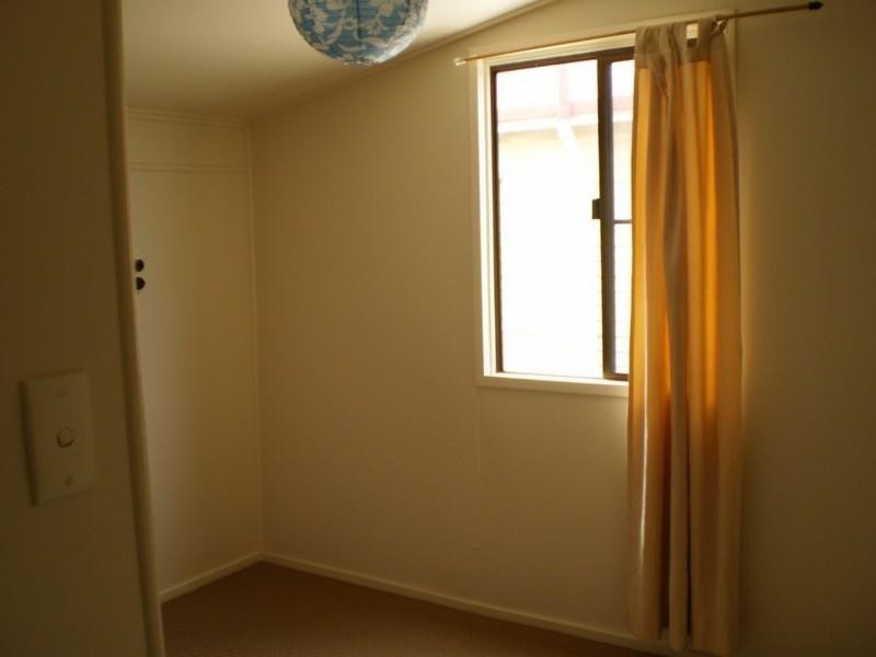 150 Melville Terrace, Manly QLD 4179