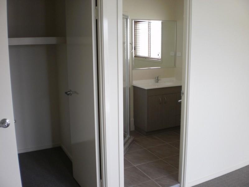 1-11 582 Manly Road, Wakerley QLD 4154