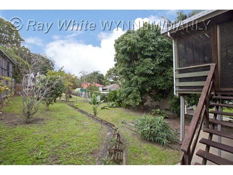 7 Warra Street, Wynnum QLD 4178