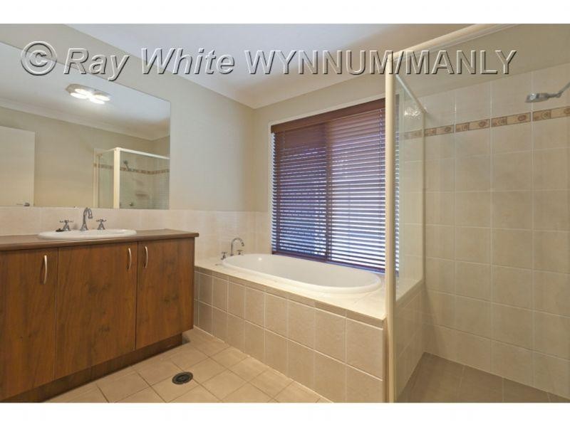 53 Senden Crescent, Manly West QLD 4179