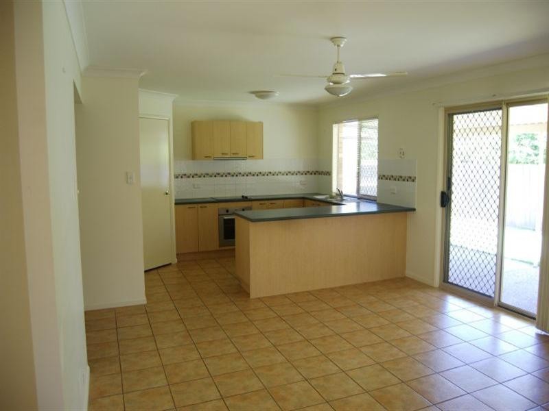 40 brookside Place, Lota QLD 4179