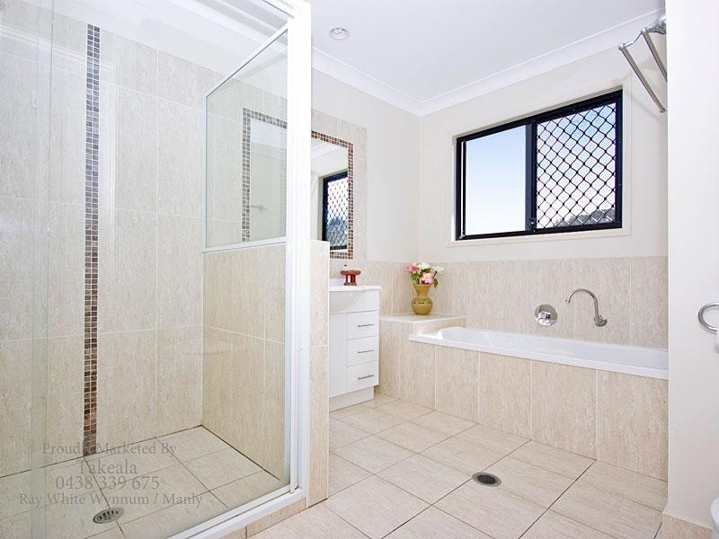 2 John Street, Manly West QLD 4179