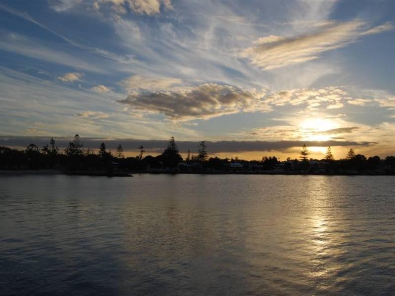 11 Bride Street, Wynnum QLD 4178