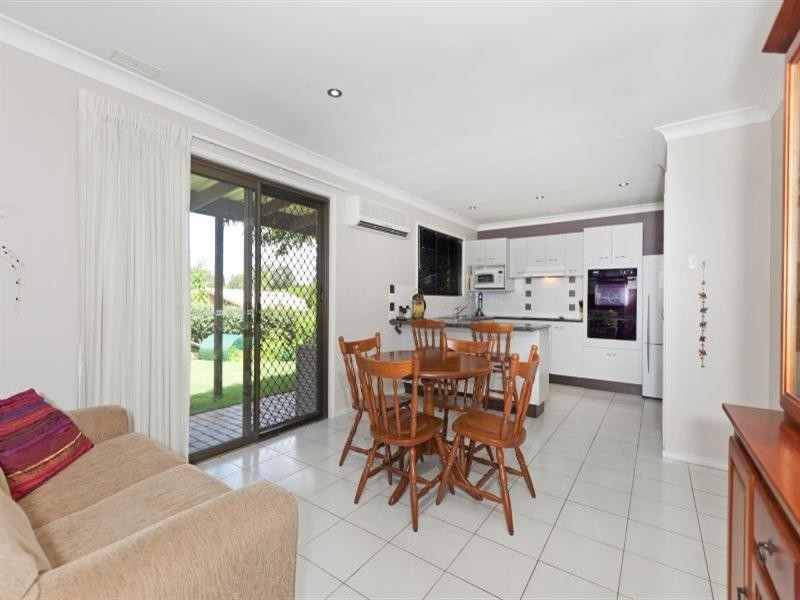 3 Scanlen Crescent, Wynnum West QLD 4178