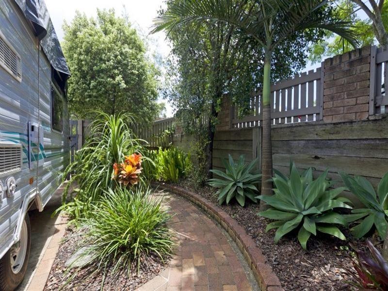 3 Scanlen Crescent, Wynnum West QLD 4178