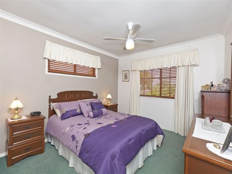 3 Scanlen Crescent, Wynnum West QLD 4178