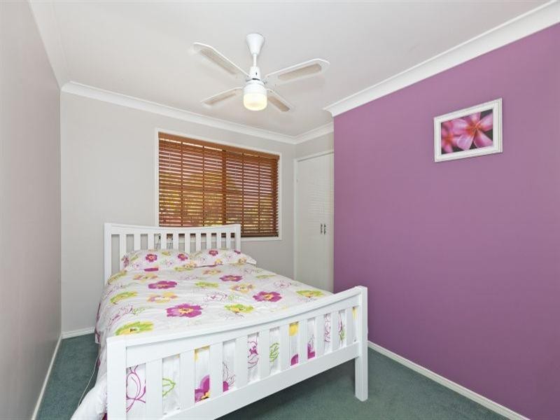 3 Scanlen Crescent, Wynnum West QLD 4178