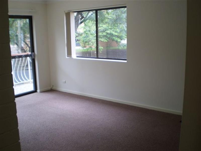 3/2 Raintree Street, Mansfield QLD 4122