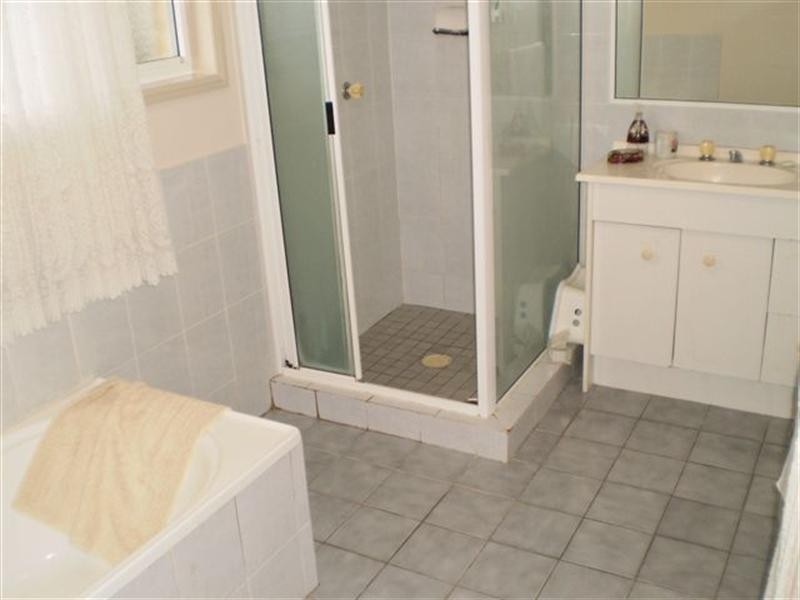 62 Major Street, Manly West QLD 4179