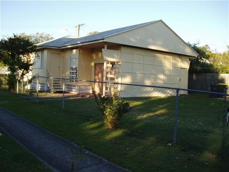 24 Worthing Street, Wynnum QLD 4178