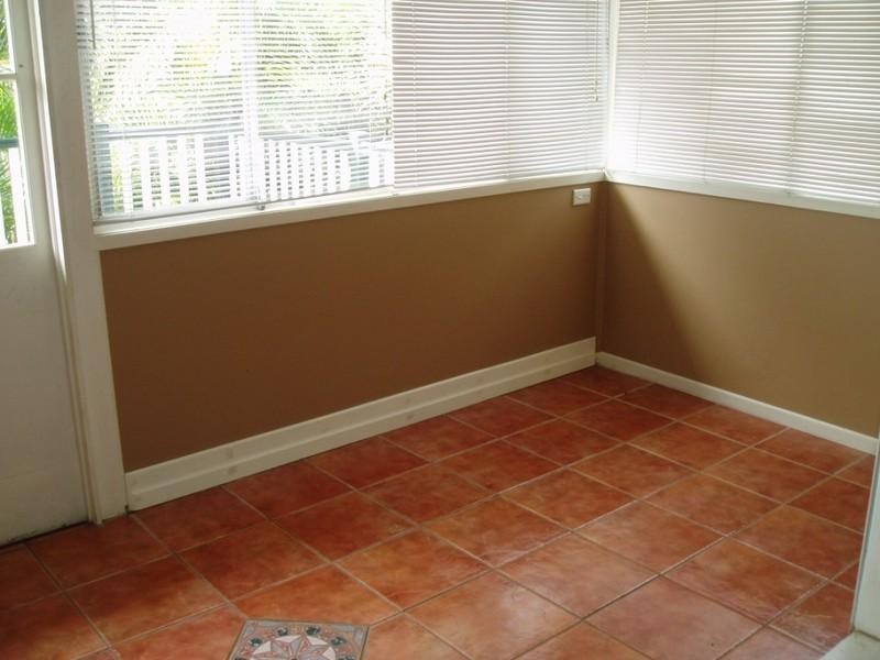 22 Rodney Street, Wynnum QLD 4178