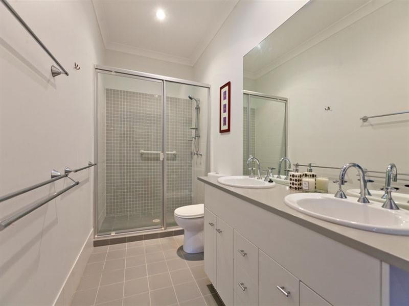 17 Goulburn Street, Wakerley QLD 4154