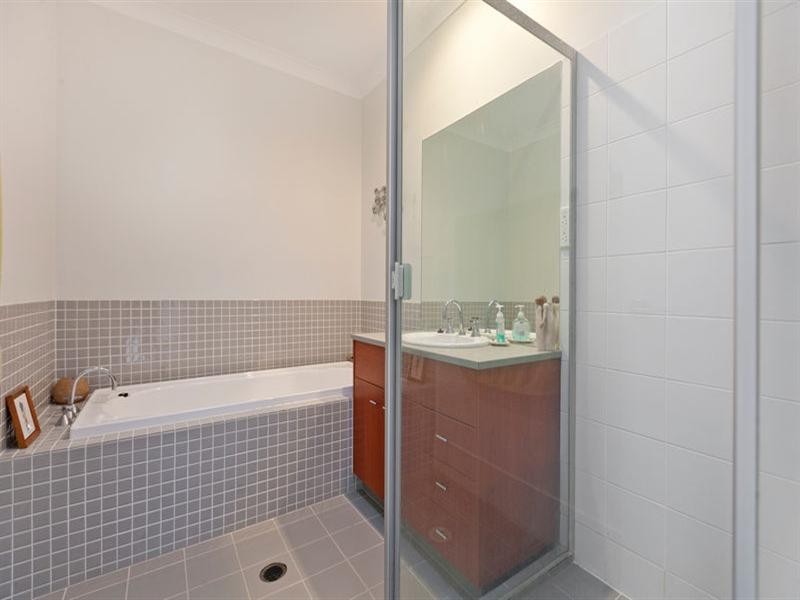 17 Goulburn Street, Wakerley QLD 4154