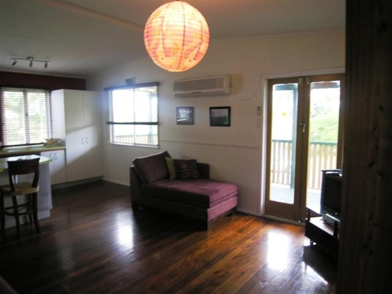 11 Arakurta Street, Lota QLD 4179