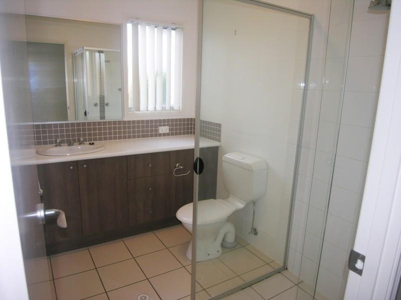 1/55 New Lindum Road, Wynnum QLD 4178