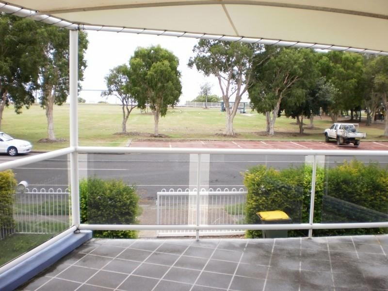 309 Upper Esplanade, Manly QLD 4179