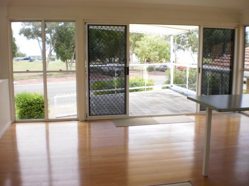 309 Upper Esplanade, Manly QLD 4179