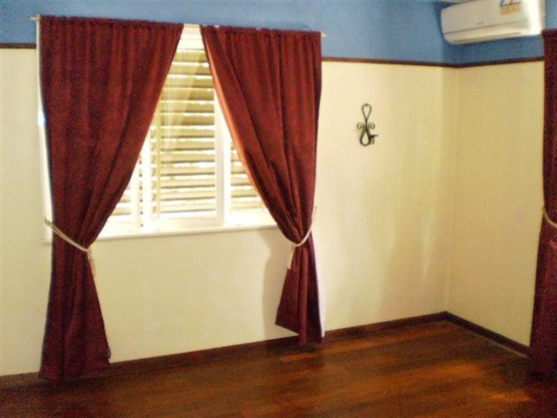 17 Heymer Street, Wynnum QLD 4178