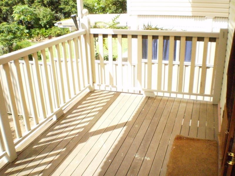 17 Heymer Street, Wynnum QLD 4178