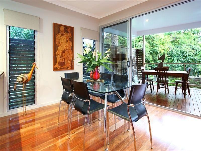 53 Hutton Avenue, Wynnum QLD 4178