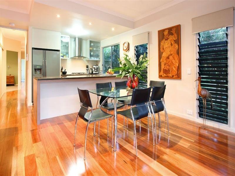 53 Hutton Avenue, Wynnum QLD 4178