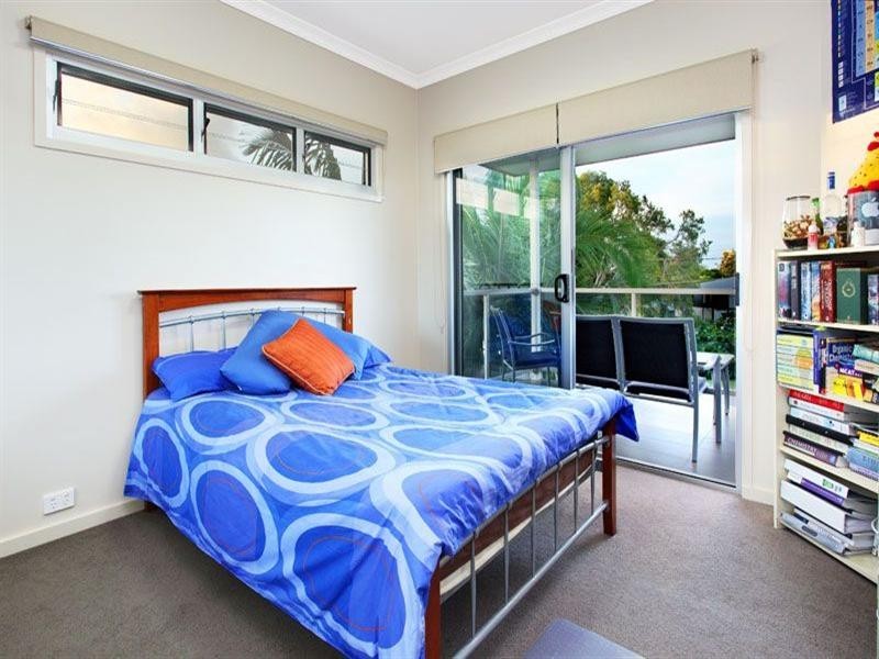 53 Hutton Avenue, Wynnum QLD 4178