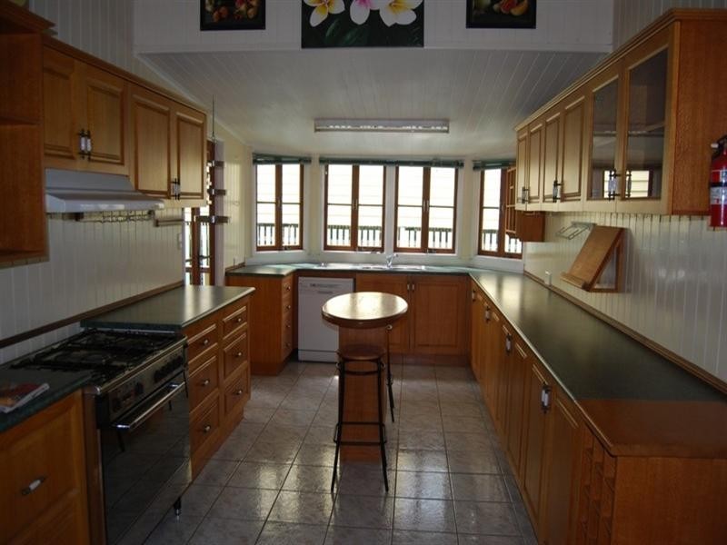 40 Parkview Avenue, Wynnum QLD 4178