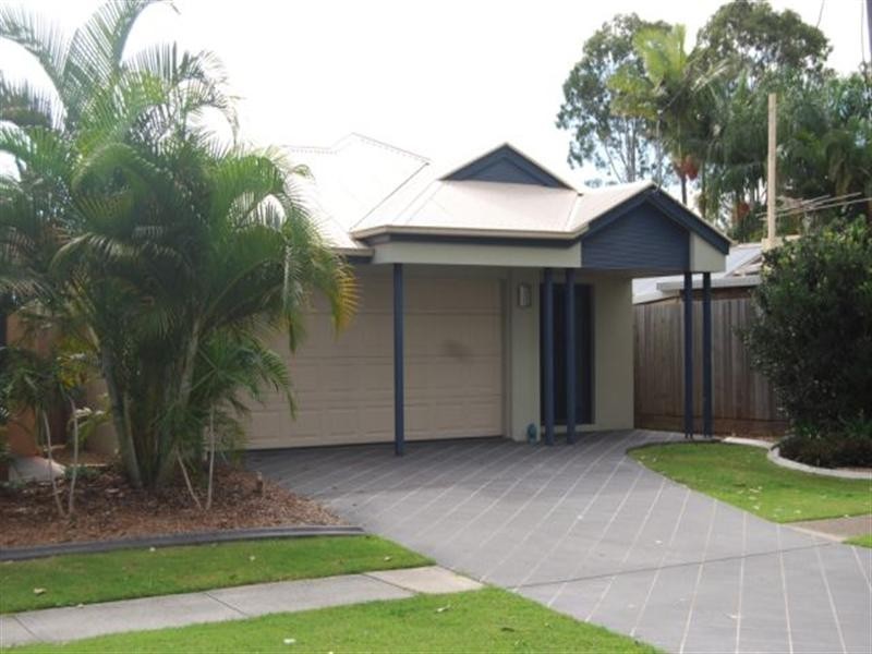 5 Richard Street, Lota QLD 4179