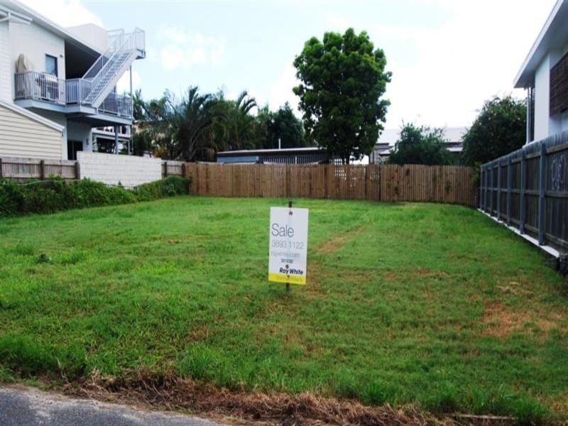 3 Petersen Street, Wynnum QLD 4178