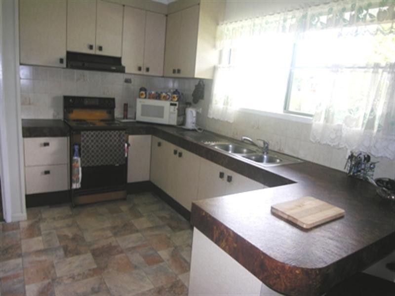 807 New Cleveland Road, Gumdale QLD 4154