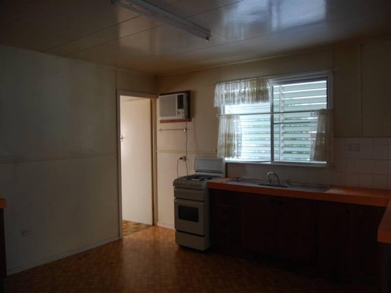 16 Roby Street, Wynnum QLD 4178