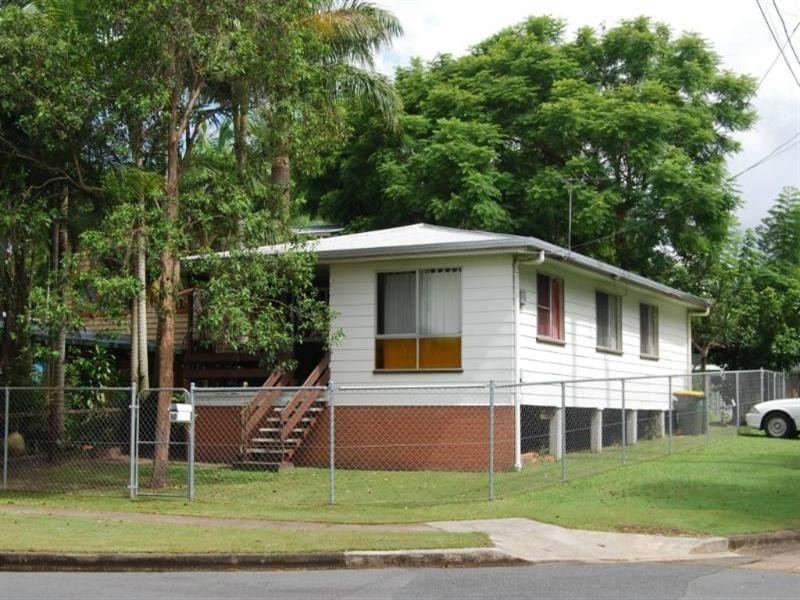 50 Villiers Street, Lota QLD 4179