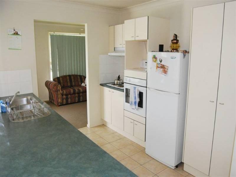 5 Holland Crescent, Wynnum West QLD 4178