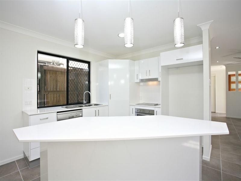 26 Shepherd Street, Wynnum QLD 4178