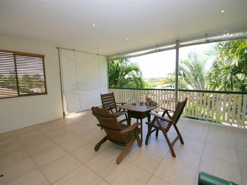 45 Raeburn Street, Manly QLD 4179