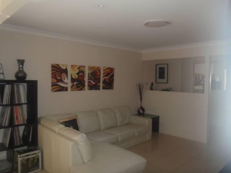 67 Rowland Avenue, Wakerley QLD 4154