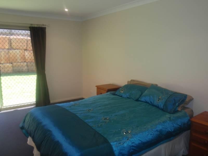 67 Rowland Avenue, Wakerley QLD 4154