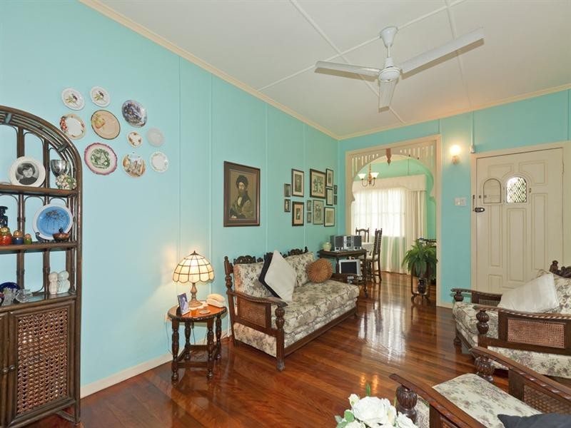 23 Buderim Street, Manly QLD 4179