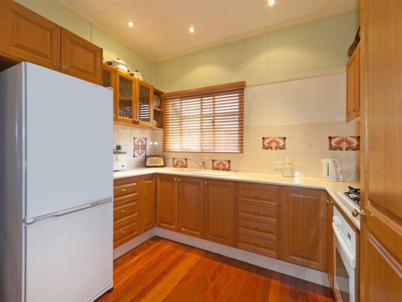 23 Buderim Street, Manly QLD 4179