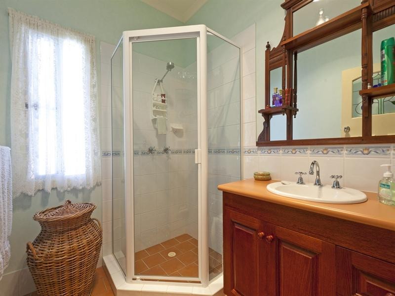 23 Buderim Street, Manly QLD 4179