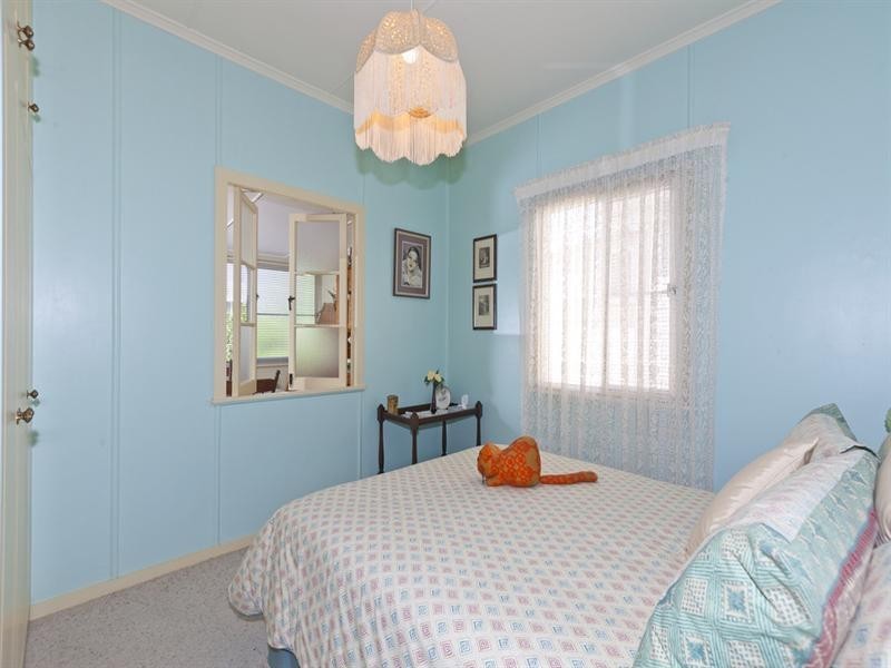 23 Buderim Street, Manly QLD 4179