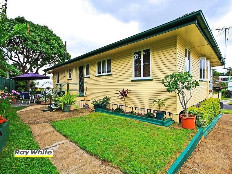 5 Banoon Drive, Wynnum QLD 4178