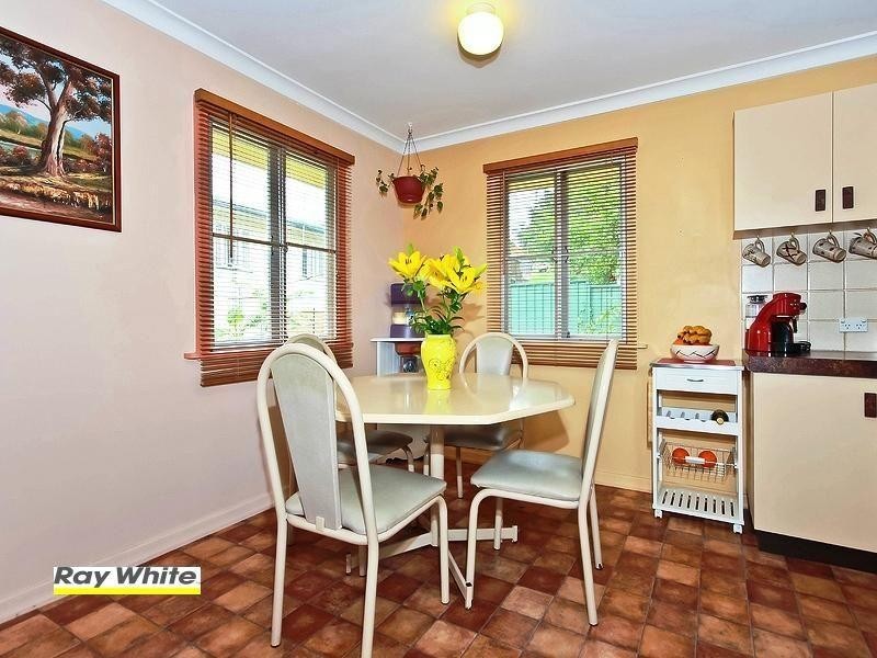 5 Banoon Drive, Wynnum QLD 4178