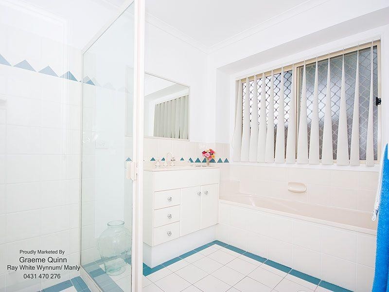 61 Gordon Parade, Manly QLD 4179