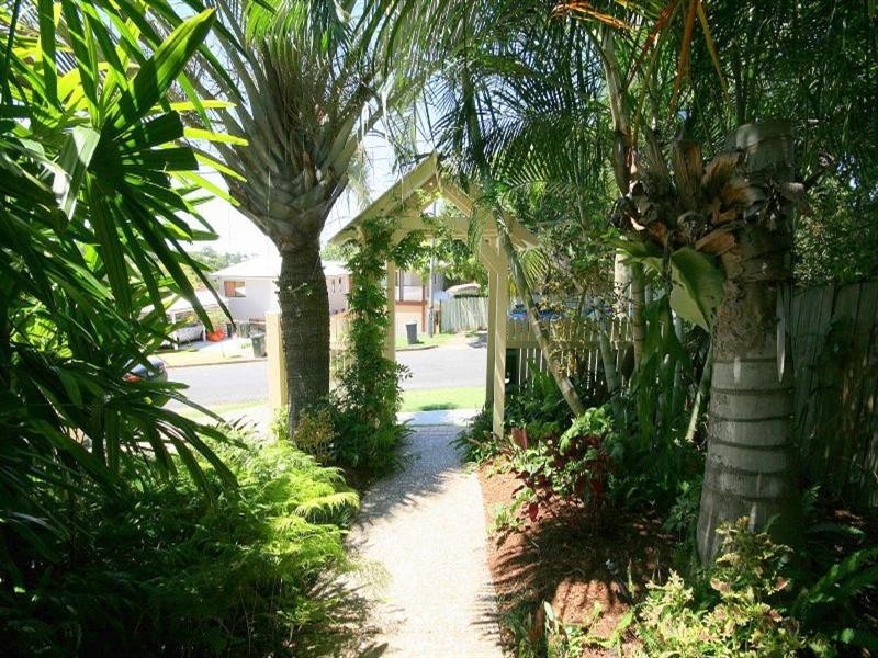 45 Raeburn Street, Manly QLD 4179