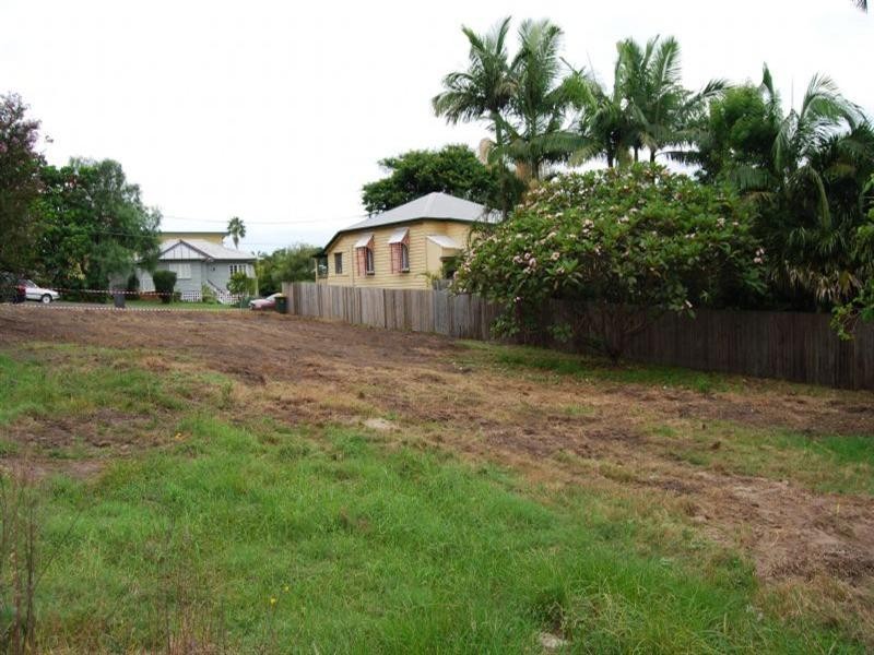 11 Berringar Street, Wynnum QLD 4178