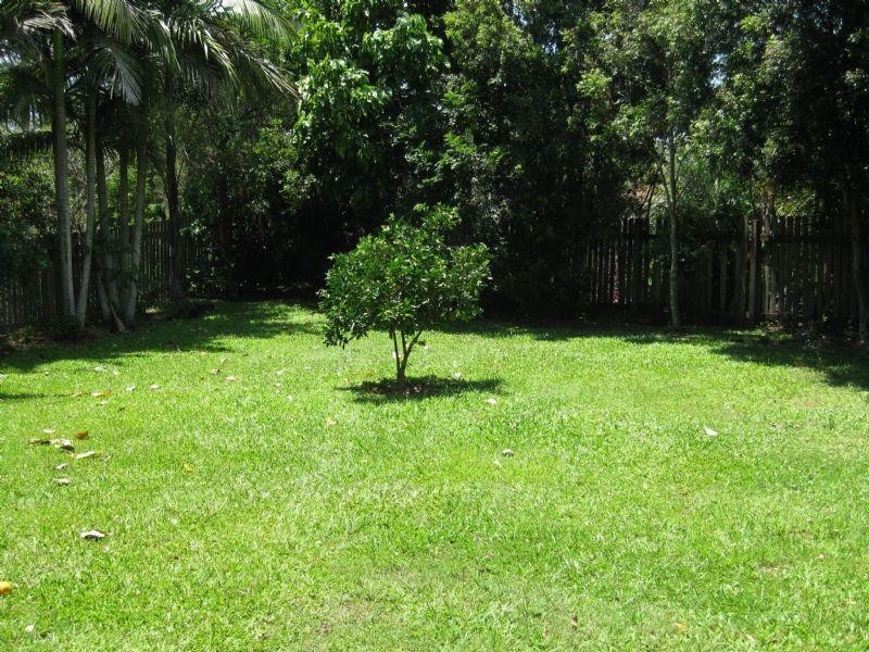 12 Donbeth Street, Wynnum West QLD 4178