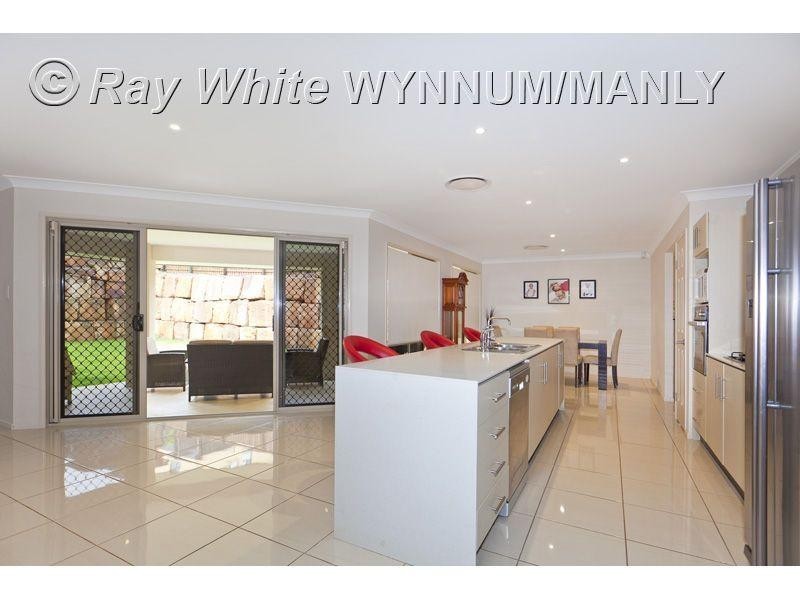 67 Rowland Avenue, Wakerley QLD 4154