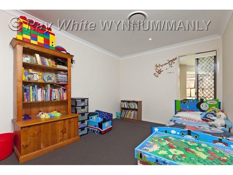 67 Rowland Avenue, Wakerley QLD 4154